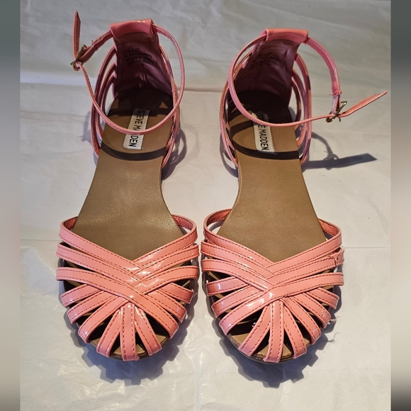 Steve Madden Women's pink sandals size 6.5 - Picture 1 of 9
